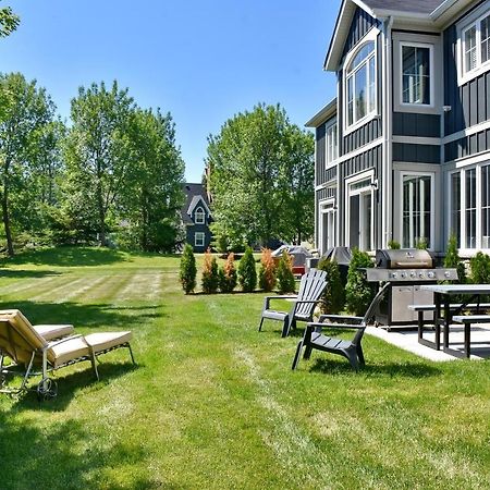 New Blue Mountain Village Snowbridge Executive Townhome Sleeps 10 With Outdoor Pool And Shuttle Nottawa Dış mekan fotoğraf