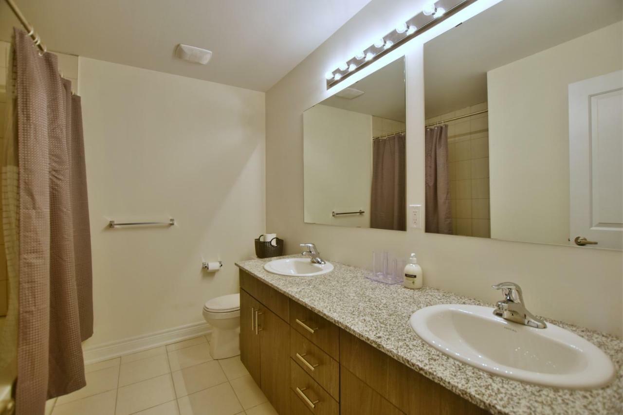 New Blue Mountain Village Snowbridge Executive Townhome Sleeps 10 With Outdoor Pool And Shuttle Nottawa Dış mekan fotoğraf